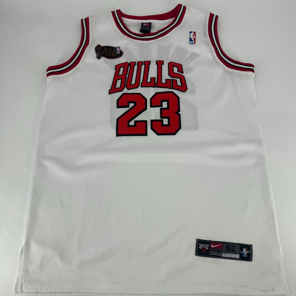 Nike Michael Jordan Chicago Bulls NBA Finals Jersey White 23 Mens XL 52